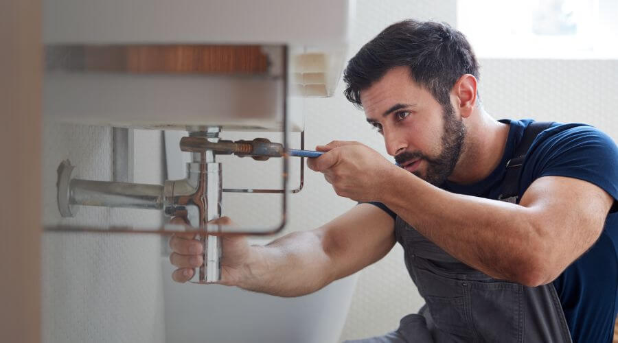 Faucet aerator cleaning/replacement in Lordsburg, NM